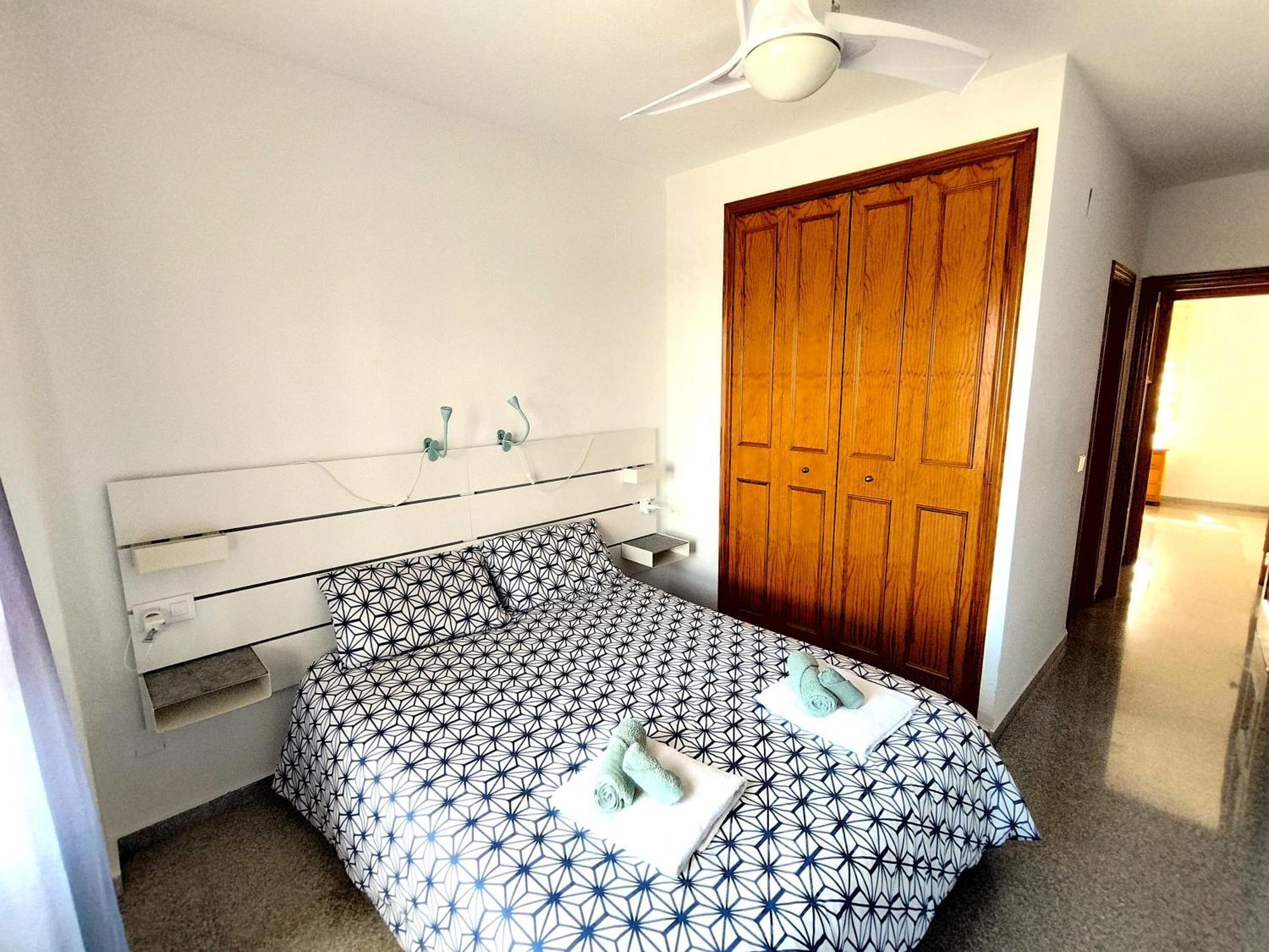 1ª linea del mar 2 habitaciones 2 baños, parking subterraneo incluido, mascotas El Campello Exterior foto